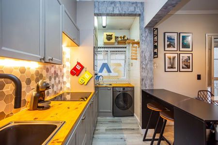 9_photo/94dce47191.1aa5b8f538f3adaf-ATLAS-59caaaa2-c5b7-4740-8752-db906bf56a75.jpg de apartamento à venda com 1 quarto, 50m² em Centro, Curitiba