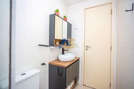 16_photo/94dce47191.1aa5b8f538f3adaf-ATLAS-a6aa4a99-0aa2-4a1e-a3e5-9c3f82b71d45.jpg de apartamento à venda com 1 quarto, 50m² em Centro, Curitiba