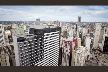 2_photo/94dce47191.70d42bc12121e670-ATLAS-181b0657-fdff-4b0b-bd32-fb48a0fa0242.jpg de apartamento à venda com 2 quartos, 157m² em Centro, Curitiba