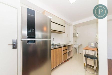 1_photo/94dce47191.f805a90f0d3fc62d-ATLAS-03000bdf-5dea-4a2a-b3fe-72216d342ecb.jpg de apartamento para alugar com 2 quartos, 66m² em Centro, Curitiba