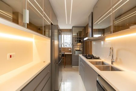 25_photo/94dce471ab.3603da3bd2483db2-ATLAS-b164b5cd-d8b8-465f-8602-91c683c2c797.jpg de apartamento à venda com 3 quartos, 96m² em Centro, Curitiba