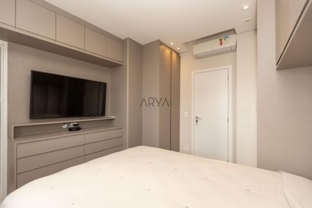 13_photo/94dce471ab.3603da3bd2483db2-ATLAS-cd76e7b4-4fdb-4899-ba24-5e0c68c3c30b.jpg de apartamento à venda com 3 quartos, 96m² em Centro, Curitiba