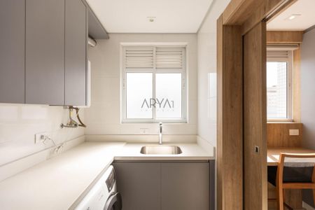 30_photo/94dce471ab.3603da3bd2483db2-ATLAS-ee3fd80c-aee6-4055-adc5-052344543b80.jpg de apartamento à venda com 3 quartos, 96m² em Centro, Curitiba