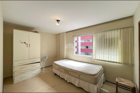 5_photo/94dce471af.570b7db181cf7c57-ATLAS-2fa1803f-c48a-49d4-807f-d76b15415b20.jpg de apartamento para alugar com 1 quarto, 50m² em Centro, Curitiba