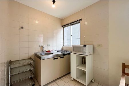 11_photo/94dce471af.570b7db181cf7c57-ATLAS-4cc0ea99-b71b-4eec-84a8-67aa9ca4c1ab.jpg de apartamento para alugar com 1 quarto, 50m² em Centro, Curitiba