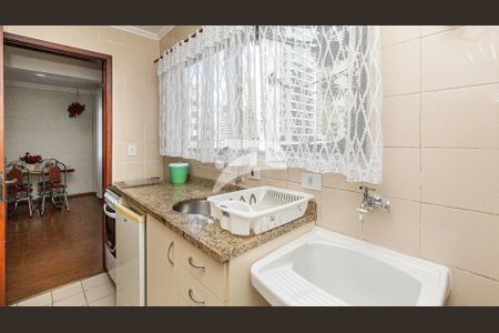 8_photo/94dce471af.aedc8be245d3e52f-ATLAS-894845d8-3761-4aaa-ab69-2e53fcf8bf8b.jpg de apartamento à venda com 1 quarto, 34m² em Centro, Curitiba