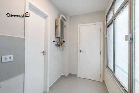 24_photo/94dce471b3.4eddeeb904093714-ATLAS-8a47aed0-1d34-426f-a288-96cfd03738cd.jpg de apartamento à venda com 3 quartos, 124m² em Centro, Curitiba