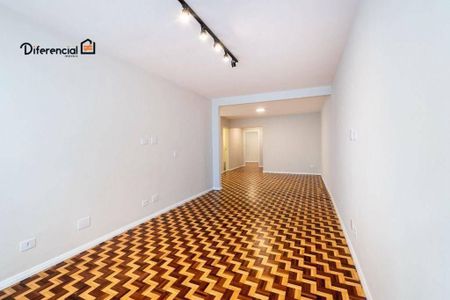 3_photo/94dce471b3.4eddeeb904093714-ATLAS-e67ec596-2127-4724-8d1f-0bc98cab063e.jpg de apartamento à venda com 3 quartos, 124m² em Centro, Curitiba