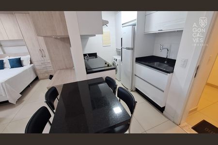 4_photo/94dce471c1.19290e4fe765e89d-ATLAS-44e5e285-307c-46a4-ab4b-2b7f6f0988fa.jpg de apartamento à venda com 1 quarto, 36m² em Centro, Curitiba