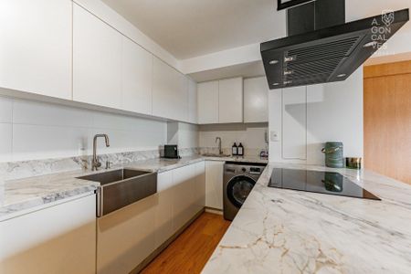 9_photo/94dce471c1.3e04852d0ae0df5e-ATLAS-5844d76b-6c2e-4a3f-8f52-26675d63e53e.jpg de apartamento à venda com 2 quartos, 66m² em Centro, Curitiba