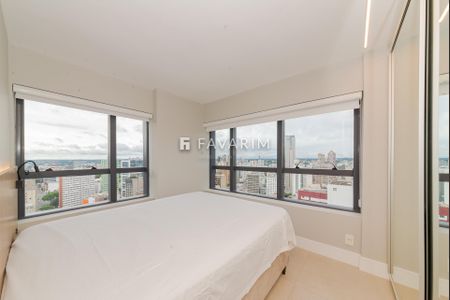 12_photo/94dce471c1.8d5cfb07f064a09b-ATLAS-c5c43de2-4006-463f-8090-a7e7ba37c68c.jpg de apartamento à venda com 2 quartos, 76m² em Centro, Curitiba