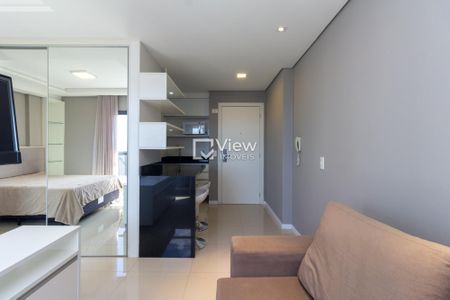 10_photo/94dce471c1.dedd876a0ba7c37f-ATLAS-8e04b5ae-9c82-407a-a77a-62996e08984b.jpg de apartamento à venda com 1 quarto, 36m² em Centro, Curitiba