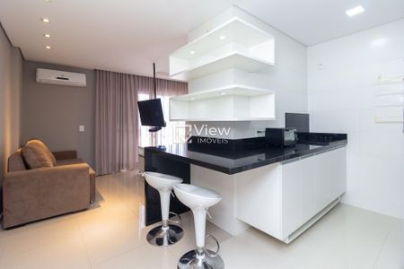 11_photo/94dce471c1.dedd876a0ba7c37f-ATLAS-b3df4309-46f7-4a4c-8ec9-5b2a14c3a3a0.jpg de apartamento à venda com 1 quarto, 36m² em Centro, Curitiba