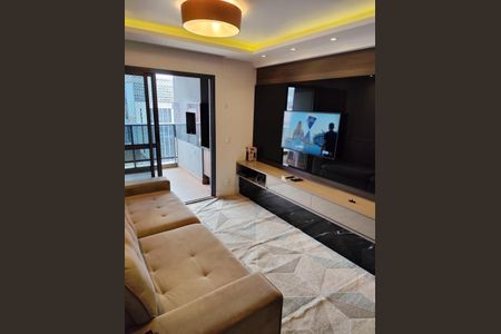 8_photo/94dce471c1.e567e2dfa3747fe8-ATLAS-8e376a72-7b60-4a17-a297-50958ae7656d.jpg de apartamento à venda com 2 quartos, 77m² em Centro, Curitiba