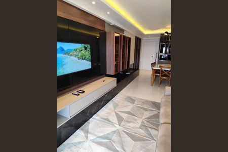 15_photo/94dce471c1.e567e2dfa3747fe8-ATLAS-c67bf5d9-bd90-4c5b-a87a-76f937dc63f4.jpg de apartamento à venda com 2 quartos, 77m² em Centro, Curitiba