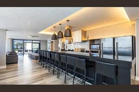 24_photo/94dce471c1.eb7ee1c62e8591fd-ATLAS-16eb82f3-4447-46e4-aadb-45f37f0ce8f6.jpg de apartamento à venda com 1 quarto, 35m² em Centro, Curitiba