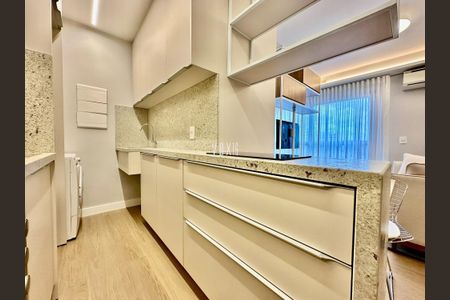 8_photo/94dce471c1.eb7ee1c62e8591fd-ATLAS-4db96242-8a3f-4861-b8b8-167b01e9975b.jpg de apartamento à venda com 1 quarto, 35m² em Centro, Curitiba