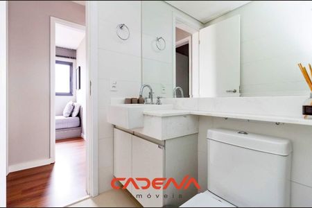 7_photo/94dce471c1.eb7ee1c62e8591fd-ATLAS-81fc6e7b-e439-45e8-a42e-5f4d53cac84f.jpg de apartamento à venda com 1 quarto, 34m² em Centro, Curitiba