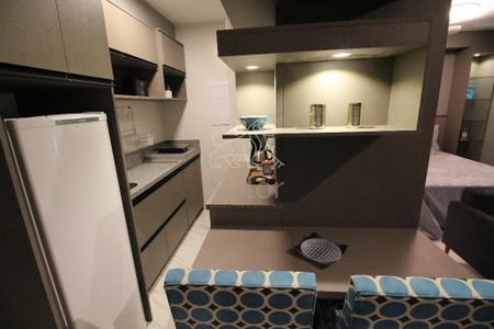 28_photo/94dce471c1.eb7ee1c62e8591fd-ATLAS-dfbf4e20-19e9-4a9b-802d-7201ee73f0c1.jpg de apartamento à venda com 1 quarto, 38m² em Centro, Curitiba