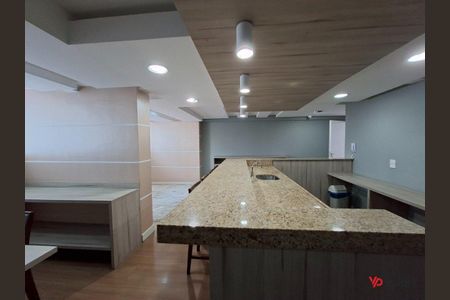 32_photo/94dce471c3.4cecb3db1a9d26dc-ATLAS-f6bb6b68-cea8-42fc-b968-fbcfca02b6a2.jpg de apartamento à venda com 1 quarto, 26m² em Centro, Curitiba