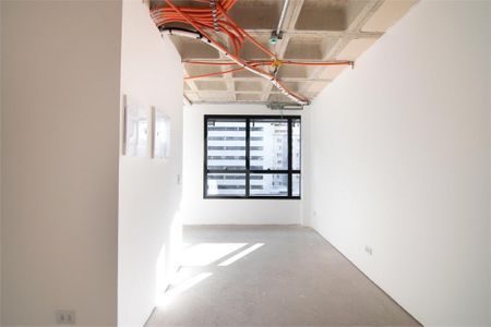 7_photo/94dce471e5.f87c5f63b588f4d4-ATLAS-d1e17d90-2778-41f4-8f75-e5143c940eb2.jpg de apartamento à venda com 0 quarto, 23m² em Centro, Curitiba