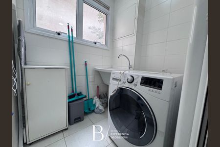 23_photo/94dce471fb.d4cd3ef4a562316a-ATLAS-bf9df0cd-6383-4312-a660-dde40c9abfbf.jpg de apartamento à venda com 1 quarto, 40m² em Centro, Curitiba