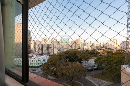 27_photo/94dce4721d.3c2637ef58290670-ATLAS-d45b83a9-3fb6-4fc1-a219-7e1f3c6f34d3.jpg de apartamento à venda com 2 quartos, 98m² em Centro, Curitiba