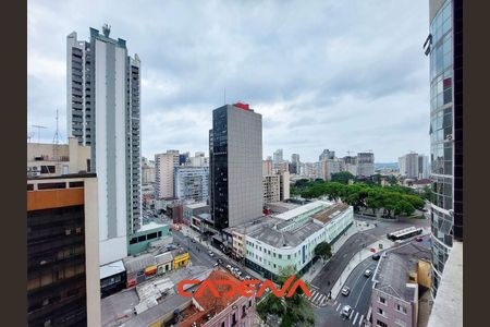 8_photo/94dce47251.be6c39d5fa12942d-ATLAS-4db344d8-acf4-402e-9e1b-72cb998d9c3d.jpg de apartamento para alugar com 1 quarto, 32m² em Centro, Curitiba