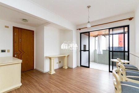 31_photo/94dce47261.2866b196c2edf31d-ATLAS-70b7e488-93b2-4e1d-993f-1d8bf6439270.jpg de apartamento à venda com 1 quarto, 48m² em Centro, Curitiba