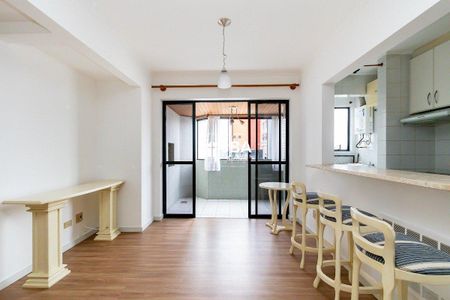 32_photo/94dce47261.2866b196c2edf31d-ATLAS-e2f3ad83-9bed-423b-9d12-11e2f981a8af.jpg de apartamento à venda com 1 quarto, 48m² em Centro, Curitiba