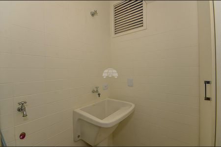 9_photo/94dce47265.6cf7d79907f6dd0c-ATLAS-5be7751b-27ea-439b-84f6-bfe14d4b0bfb.jpg de apartamento para alugar com 1 quarto, 75m² em Centro, Curitiba