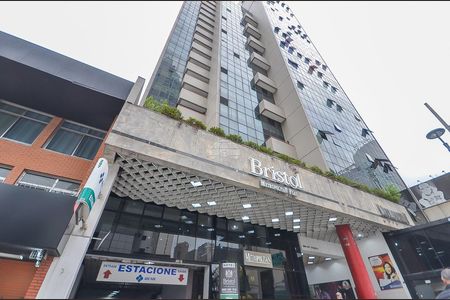 7_photo/94dce47265.6cf7d79907f6dd0c-ATLAS-ce6d689b-074e-44a5-b26b-cf0524f2c9b8.jpg de apartamento para alugar com 1 quarto, 75m² em Centro, Curitiba