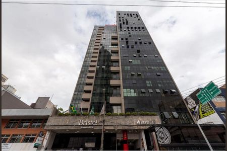 6_photo/94dce47265.8e927f3430f5a69c-ATLAS-5a6a0df5-742c-4742-b8f0-e1e7cdd9fe05.jpg de apartamento à venda com 1 quarto, 75m² em Centro, Curitiba