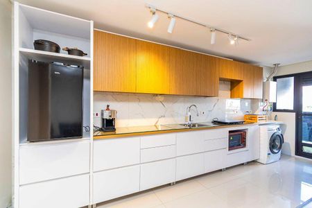 3_photo/94dce472d7.04af7fc2355c33fa-ATLAS-0e198d64-a507-4a9f-967c-df19be57141e.jpg de apartamento à venda com 2 quartos, 67m² em Centro, Curitiba