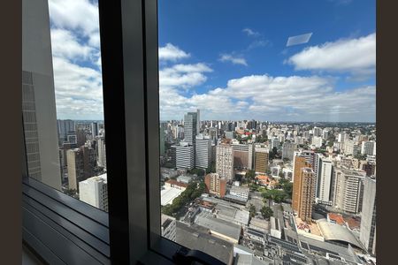 10_photo/94dce47317.e5636cc5c7e4e9bb-ATLAS-c8bf0bd4-52a8-44da-9d1a-06a287ec8159.jpg de apartamento à venda com 1 quarto, 37m² em Centro, Curitiba