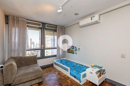 10_photo/94dce47317.f14d7a494a64fc38-ATLAS-b51167ed-80c9-4c74-a21d-7b4e26d6f3ad.jpg de apartamento à venda com 4 quartos, 185m² em Centro, Curitiba