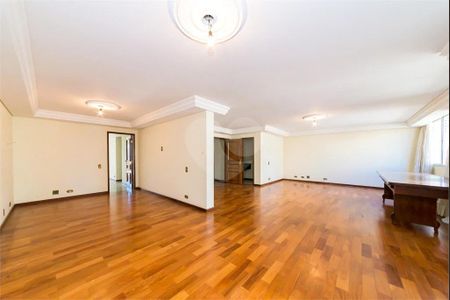 10_photo/94dce4731f.5a85c5bdfef41cf9-ATLAS-3f23daed-e265-453a-b204-e2eb0d9dabef.jpg de apartamento à venda com 3 quartos, 248m² em Centro, Curitiba