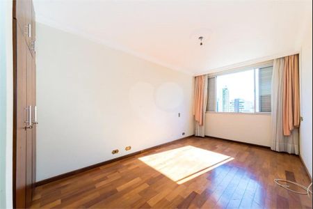 25_photo/94dce4731f.5a85c5bdfef41cf9-ATLAS-bb41a08a-697e-42b4-8a95-1735b1b9378c.jpg de apartamento à venda com 3 quartos, 248m² em Centro, Curitiba