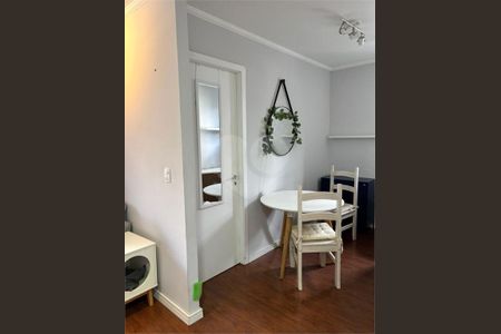 3_photo/94dce4732f.ceff8192393c33de-ATLAS-cf2cbfbd-6865-438e-ab2e-f9a9ca94fa3b.jpg de apartamento à venda com 1 quarto, 41m² em Centro, Curitiba