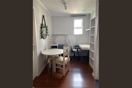 9_photo/94dce4733b.2bd6c31d73845aaa-ATLAS-5235982f-7003-4fd1-81ff-b6a97aee9183.jpg de apartamento à venda com 1 quarto, 41m² em Centro, Curitiba