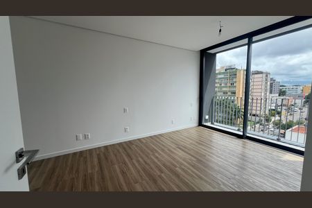 8_photo/94dce4733b.2bd6c31d73845aaa-ATLAS-dba514d7-a207-4a21-87f3-3d53b47458dd.jpg de apartamento à venda com 3 quartos, 125m² em Centro, Curitiba
