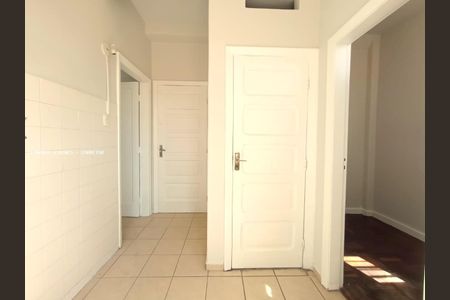 12_photo/94dce47347.04f4efb4ec0e2ec3-ATLAS-519e524a-e9c2-454b-8d7c-1edcd8b77607.jpg de apartamento à venda com 2 quartos, 93m² em Centro, Curitiba