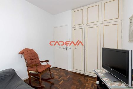 2_photo/94dce4736f.95fd763236f4cbba-ATLAS-28bfabbc-5aca-453e-b801-0fb37b4aefb2.jpg de apartamento à venda com 3 quartos, 140m² em Centro, Curitiba