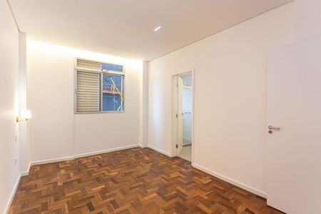 3_photo/94dce4736f.a566ac848cd58cd3-ATLAS-19c220d7-14f6-4e82-a698-3de4d7a10a13.jpg de apartamento à venda com 3 quartos, 150m² em Centro, Curitiba