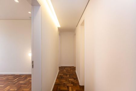 12_photo/94dce4736f.a566ac848cd58cd3-ATLAS-49f89841-1cb3-4600-ae6d-beea02dc01e2.jpg de apartamento à venda com 3 quartos, 150m² em Centro, Curitiba