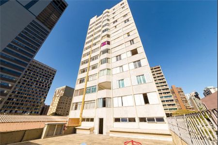 11_photo/94dce4737f.72f38772c60cc7a0-ATLAS-2ce397e5-685c-42e4-9bac-1c7adaef3989.jpg de apartamento à venda com 3 quartos, 248m² em Centro, Curitiba