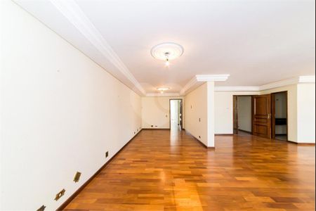 23_photo/94dce4737f.72f38772c60cc7a0-ATLAS-a3078b62-e3df-40d9-be3b-058ef0c7a0b4.jpg de apartamento à venda com 3 quartos, 248m² em Centro, Curitiba