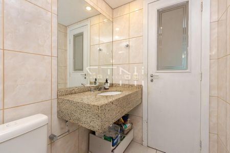 8_photo/94dce473a5.4fee3f0d4042467f-ATLAS-c91572b7-d2ac-422b-8aa7-e3e81daae42f.jpg de apartamento à venda com 1 quarto, 56m² em Centro, Curitiba