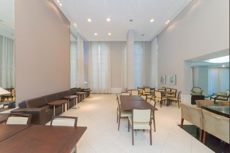 8_photo/94dce473d1.74a96c0b2c4b8c29-ATLAS-70c80b8d-03f1-449b-8b32-8e90a9ef9d4a.jpg de apartamento à venda com 3 quartos, 145m² em Centro, Curitiba