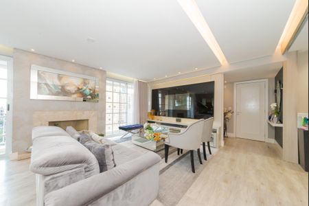 12_photo/94dce473d1.74a96c0b2c4b8c29-ATLAS-e4d8760b-d819-44b9-ac49-ac716bb50f4f.jpg de apartamento à venda com 3 quartos, 145m² em Centro, Curitiba